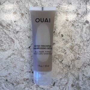 Quai Detox shampoo travel  size 1 fl oz